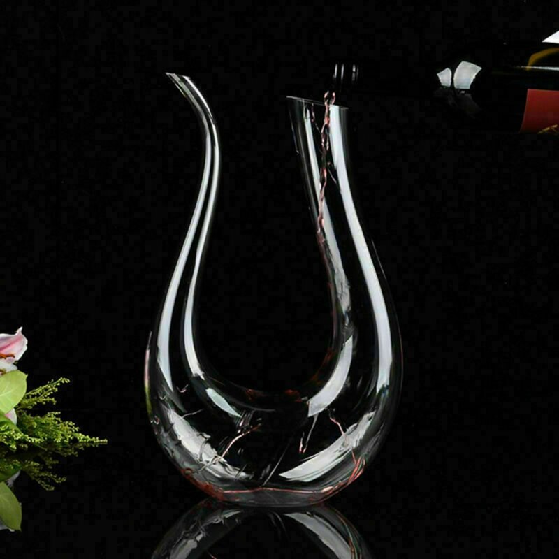 Elevate Your Wine Experience with the Crystal U-Shaped Wine Decanter! 🍷✨