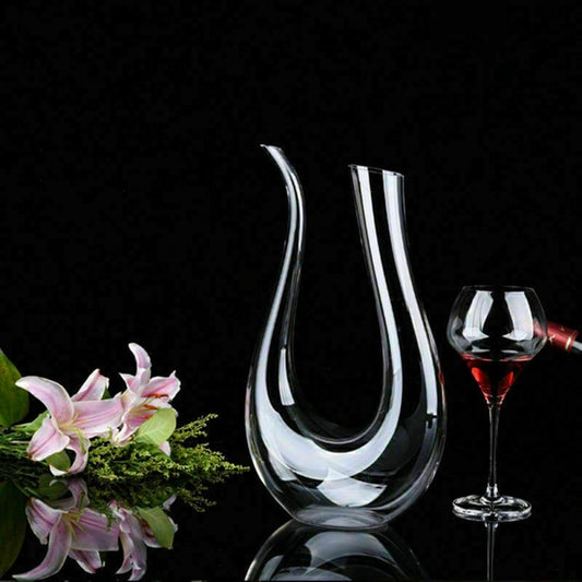 Elevate Your Wine Experience with the Crystal U-Shaped Wine Decanter! 🍷✨